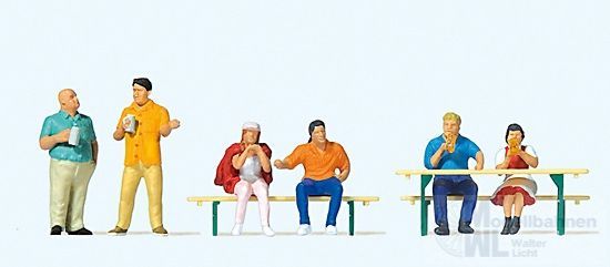 Preiser 10701 - Beim Feiern H0 1:87