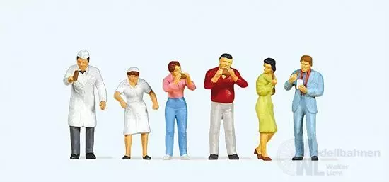 Preiser 10109 - Am Verkaufswagen H0 1:87