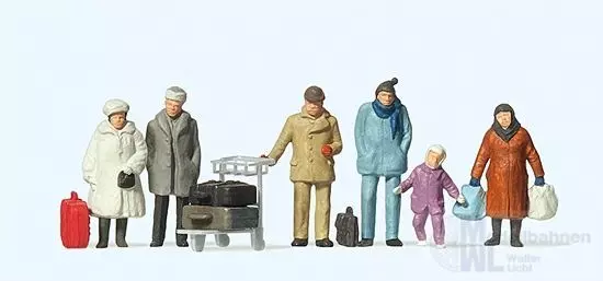 Preiser 14038 - Reisende, winterliche Kleidun H0 1:87