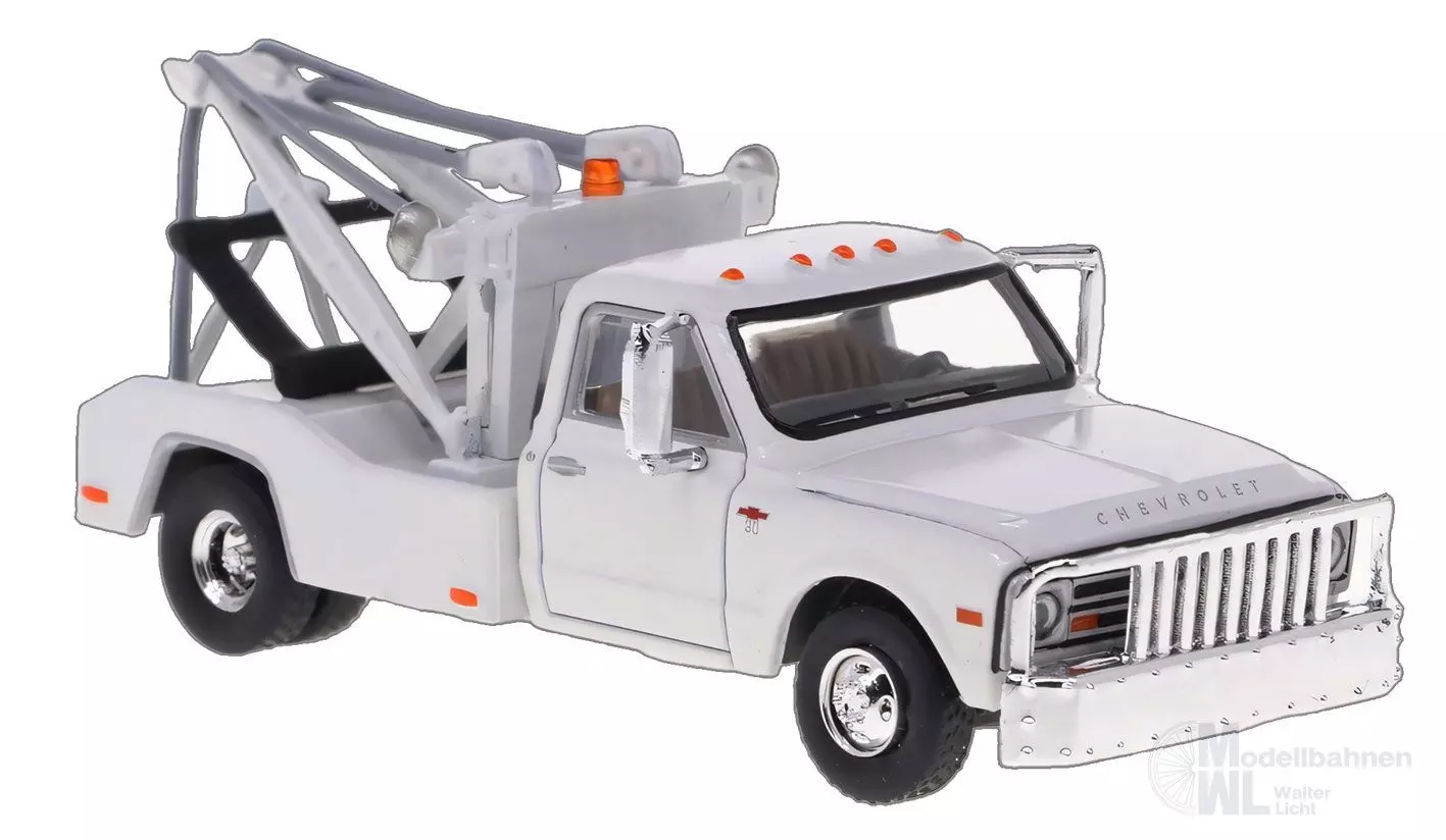 Brekina 19665 - Chevrolet C30 tow truck H0 1:87