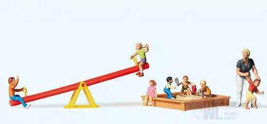 Preiser 10587 - Spielende Kinder mit Wippe und Sandkasten H0 1:87