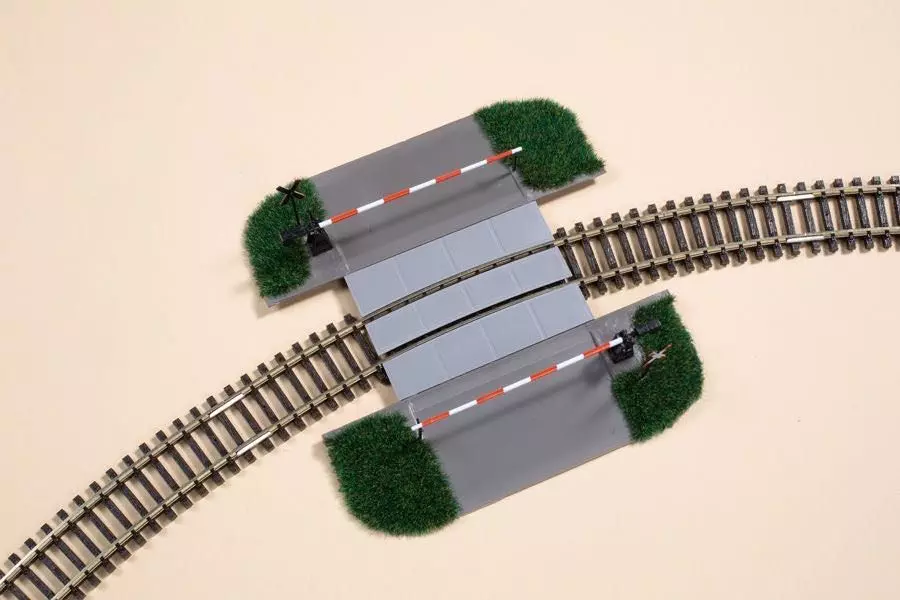 Auhagen 43655 - Beschrankter Bahnübergang TT 1:120