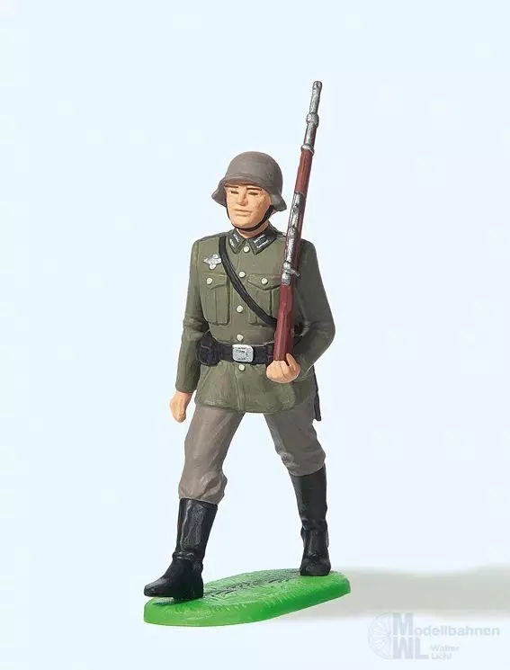 Preiser 56053 - Soldat im Marsch, ohne Tornis 1:25