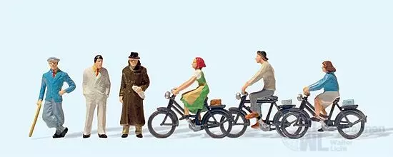 Preiser 12484 - Passanten und Radfahrer um 1936 H0 1:87