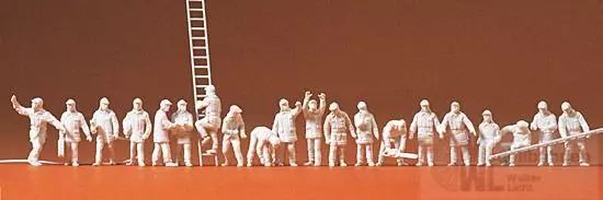 Preiser 16351 - Feuerwehrmänner in moderner Ensatzkleidung unbemalt H0 1:87
