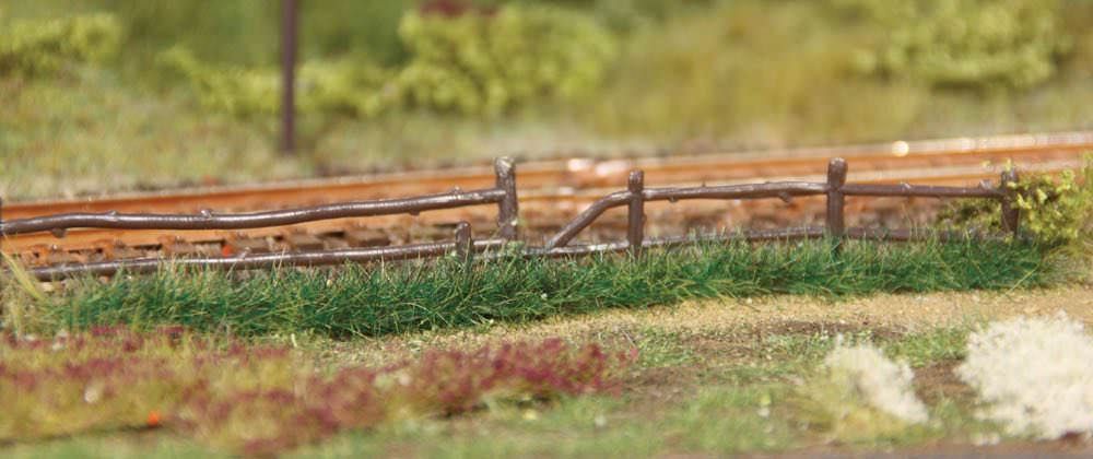 Heki 1813 - Grasstreifen 10 cm 10 Stück dunkelgrün H0/TT/N/Z