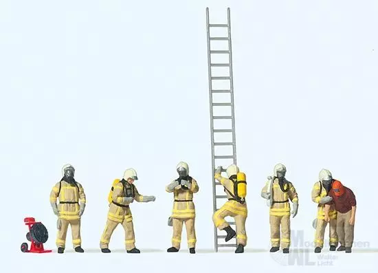 Preiser 10774 - Feuerwehrleute in moderner Einsatzkleidung beige H0 1:87