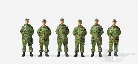 Preiser 16842 - Soldaten stehend mit Feldmütze H0 1:87