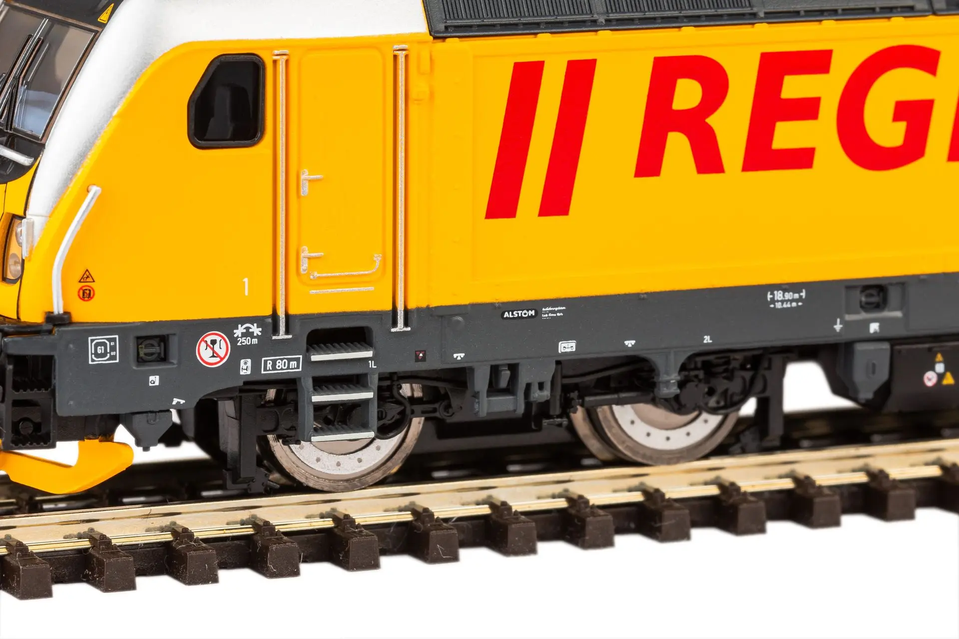 Piko 47804 - E-Lok BR 388 RegioJet Ep.VI TT 1:120