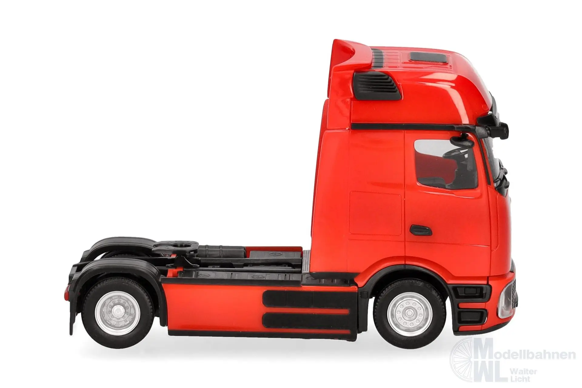 Herpa 319447-002 - Mercedes-Benz eActros 600 Gigaspace Zugmaschine verkehrsrot H0 1:87