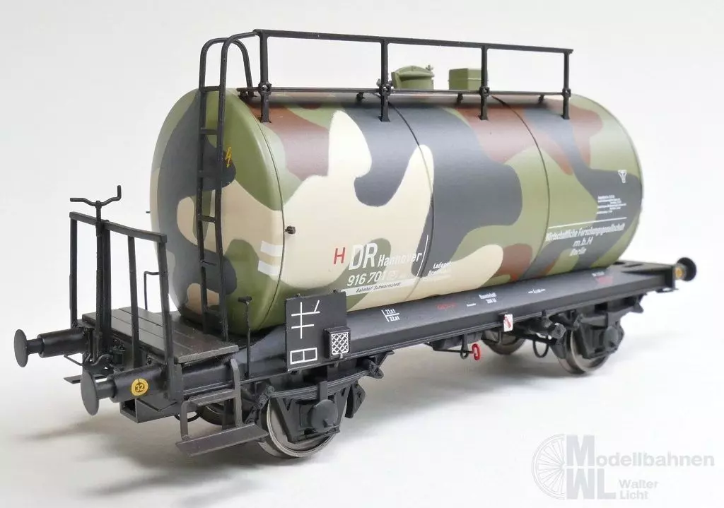 Exact Train 20686 - Kesselwagen DRG Ep.II  30m3 Camouflage WIFO H0/GL