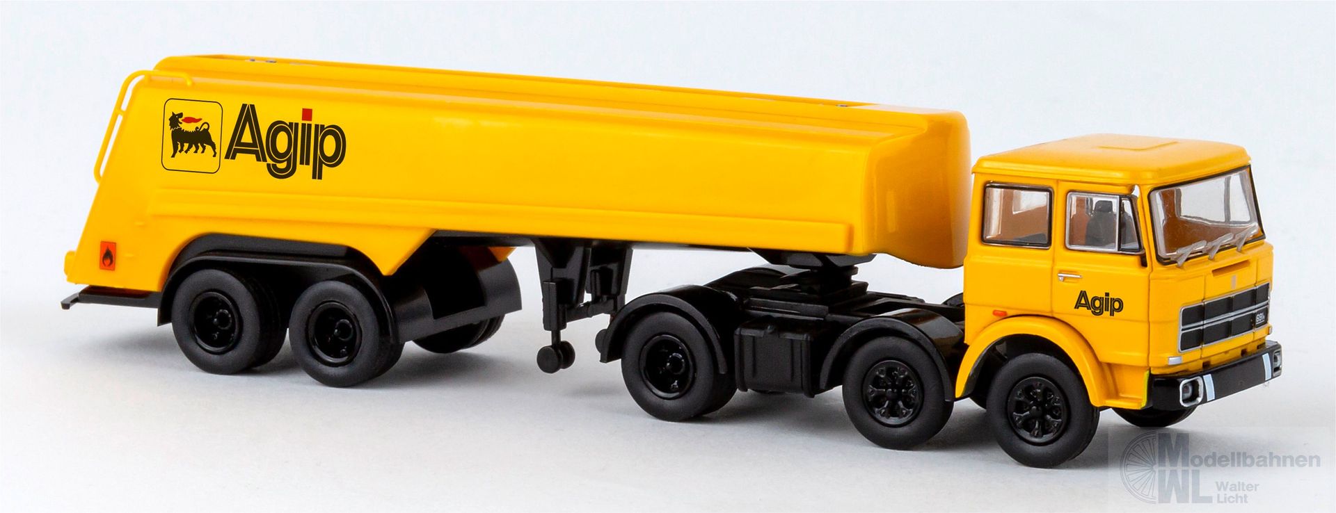 Brekina 58584 - Fiat 691T Tanksattelzug AGIP (I) H0 1:87