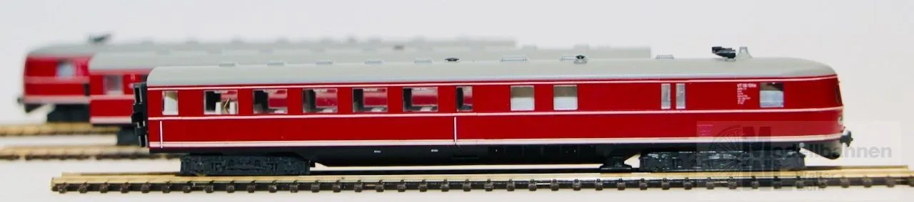 Hobbytrain 16063 - HOBBYTRAIN - Akku-Triebwagen VT 06 DB Ep.III rot 3.tlg. N 1:160
