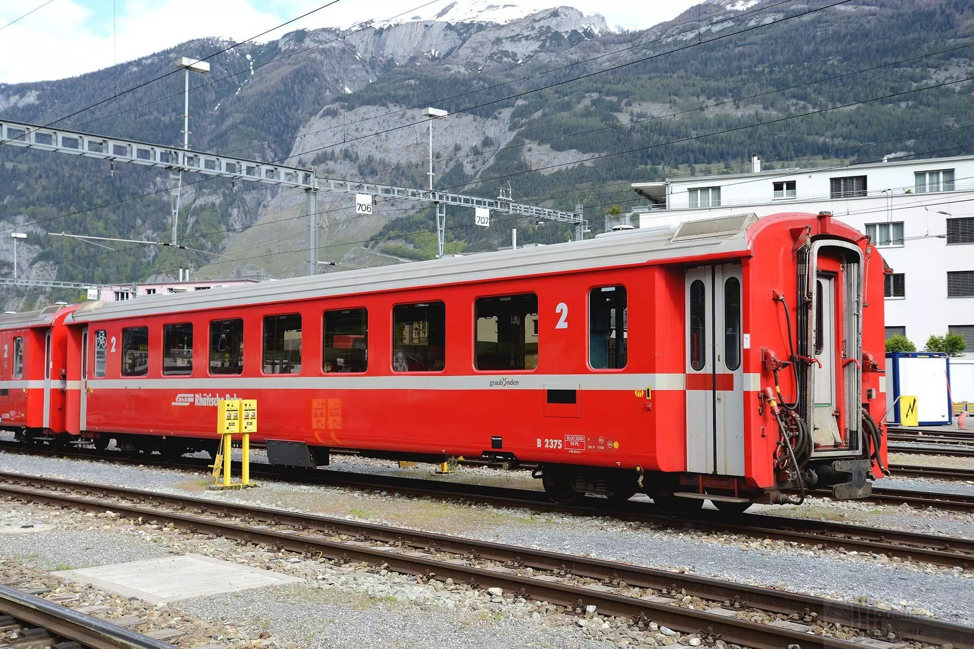 Bemo 3240173 - Einheitswagen EW RhB Ep.VI B 2443 EW II refit H0m