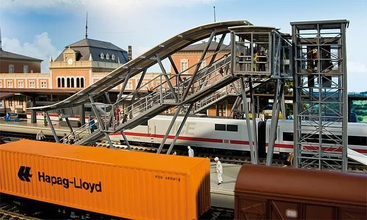 Faller 120110 - Bahnsteigbruecke Neustadt H0 1:87