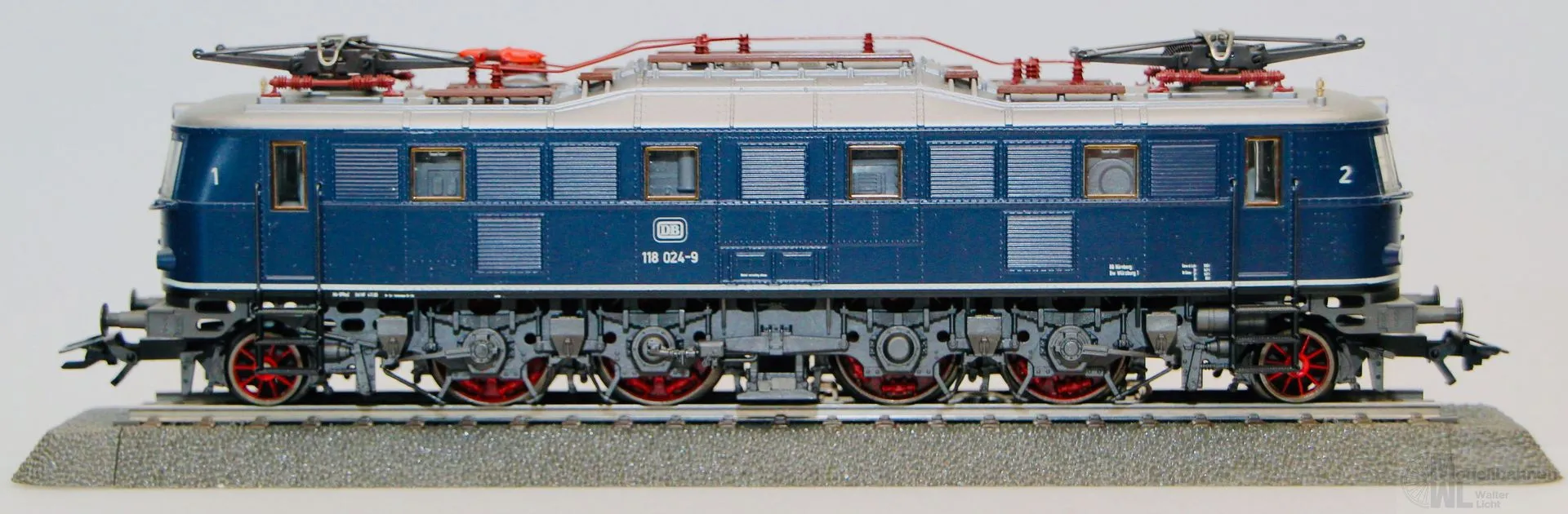 Märklin 3768 - MÄRKLIN - E-Lok BR 118 024-9 DB Ep.IV blau H0/WS Digital