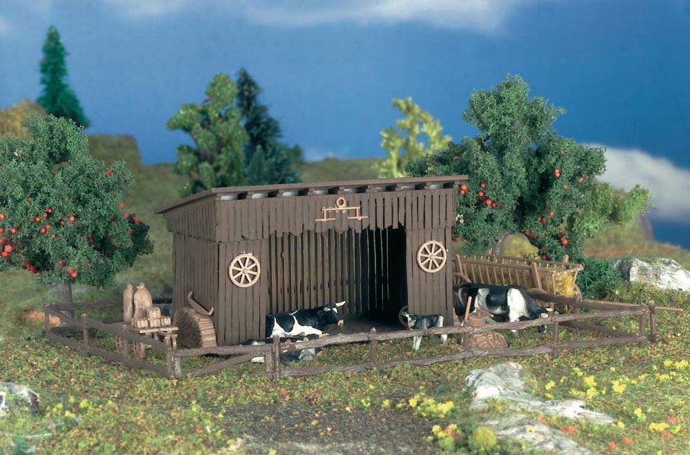 Vollmer 47716 - Viehunterstand mit Weidezaun N 1:160 Vollmer 47716 - Viehunterstand mit Weidezaun N 1:160