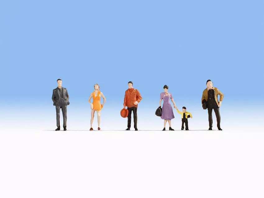 Noch 18101 - Passanten H0 1:87