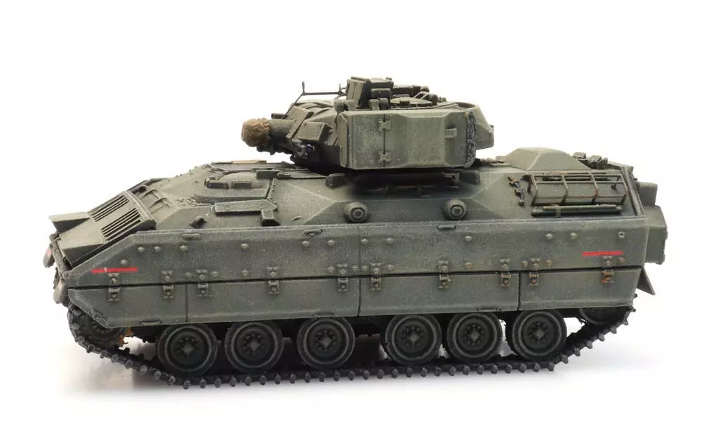 ARTITEC b.v. 6870264 - US M2 IFV Bradley forest green train load H0 1:87