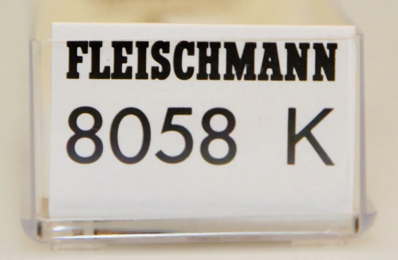 Fleischmann 8058 - FLEISCHMANN - Lokalbahnwagen DRG Ep.II 2/3.Kl.  N 1:160