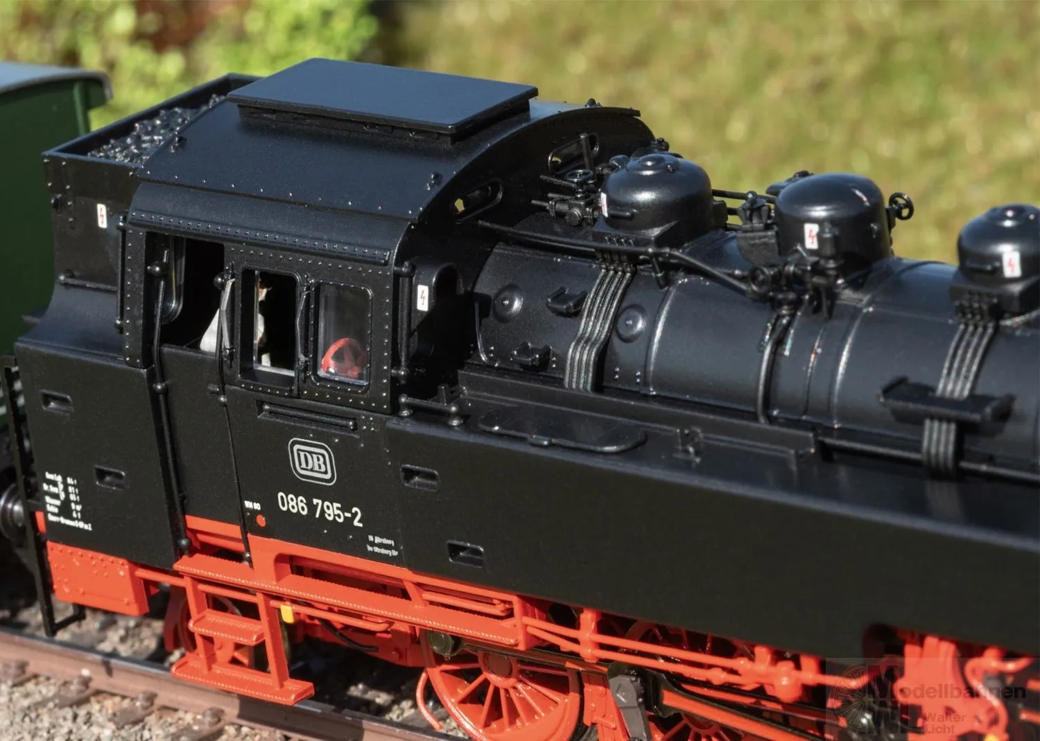 Märklin 37088 - MHI Dampflok BR 086 DB Ep.IV H0/WS Sound