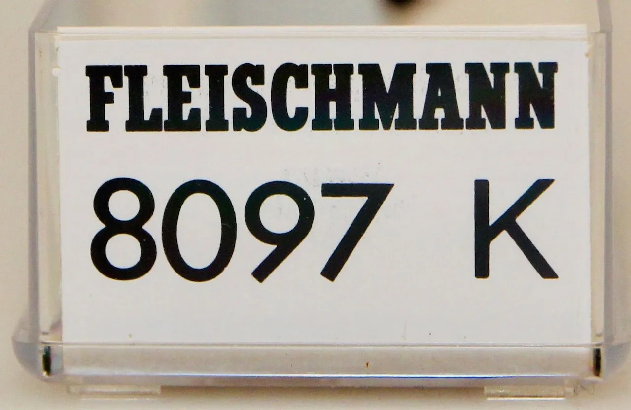 Fleischmann 8097 - FLEISCHMANN - Umbauwagen DB Ep.III mit Gepäckabteil BD3yg N 1:160
