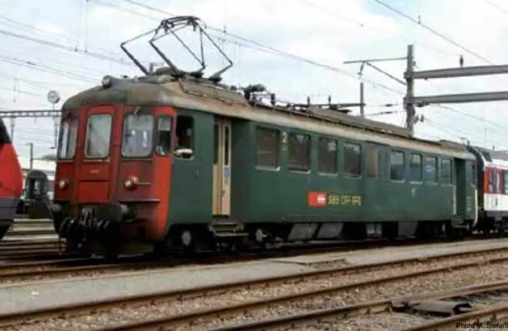 LS Models 17045 - Triebwagen RBe 4/4 SBB Ep.III grün altes Logo H0/GL