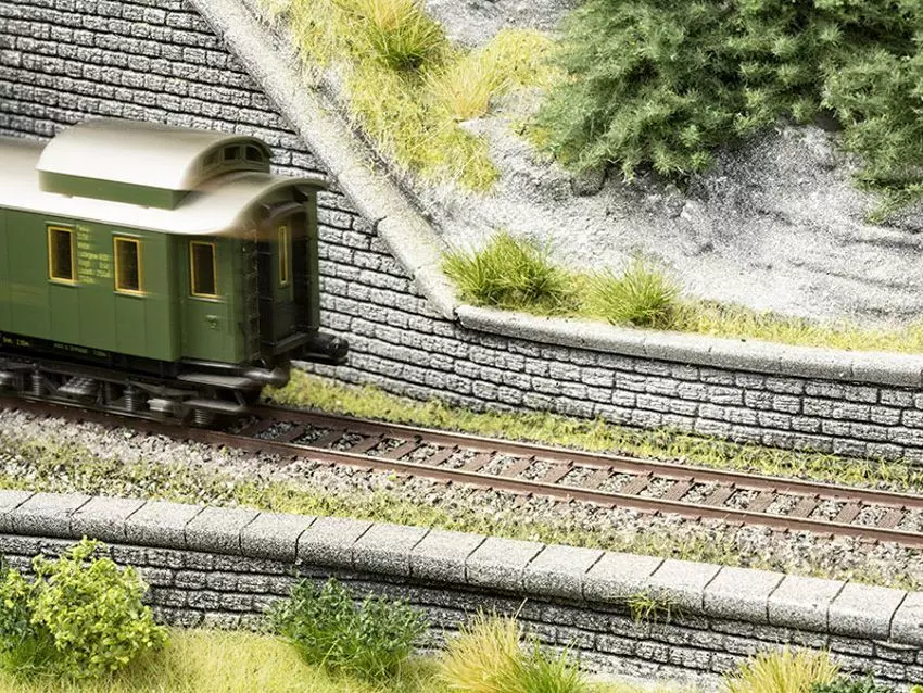 Noch 14236 - Mauerabschlusskanten 5 Stück H0 1:87