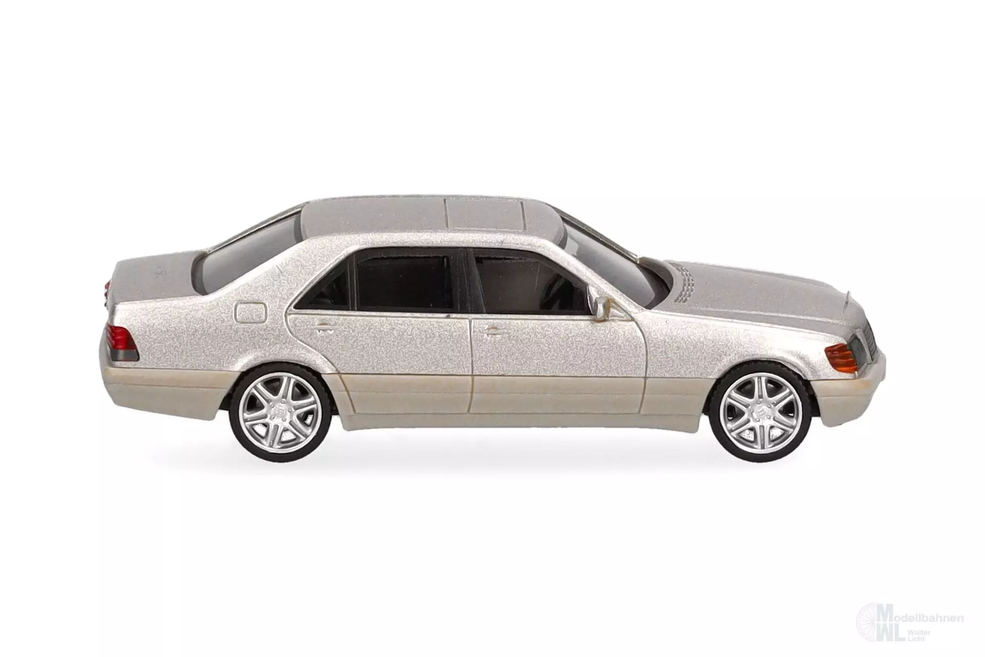 Herpa 030946-002 - Mercedes-Benz 600 SEL V12 rauchsilber H0 1:87
