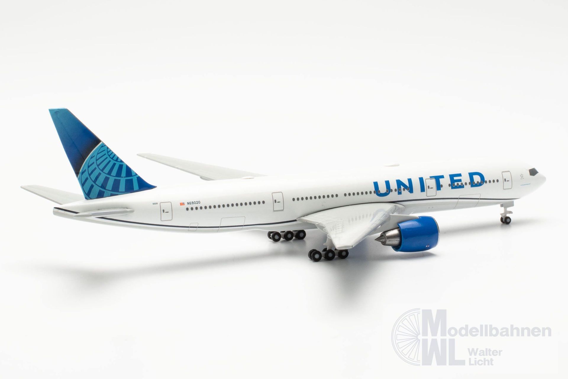Herpa 537353 - Boeing 777-200 United Airlines 1:500