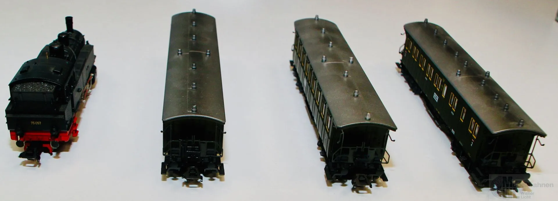 Märklin 2665 - MÄRKLIN - Personenzug DRG Ep.II Dampflok BR 75 057 und 3 Wagen H0/WS Digital