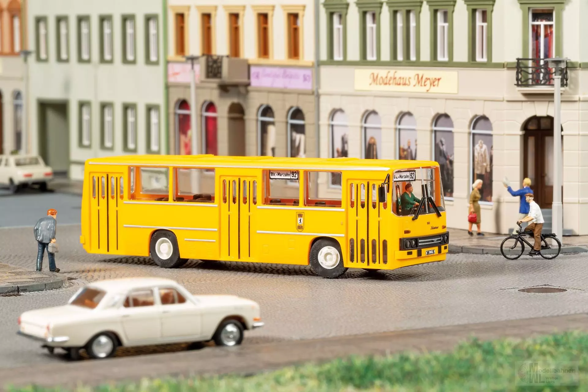 Auhagen 11479 - mini car IKARUS 260 Berlin TT 1:120
