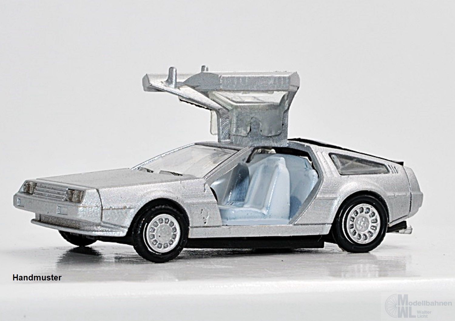NPE NA88214 - DeLorean silber - Türen offen H0 1:87