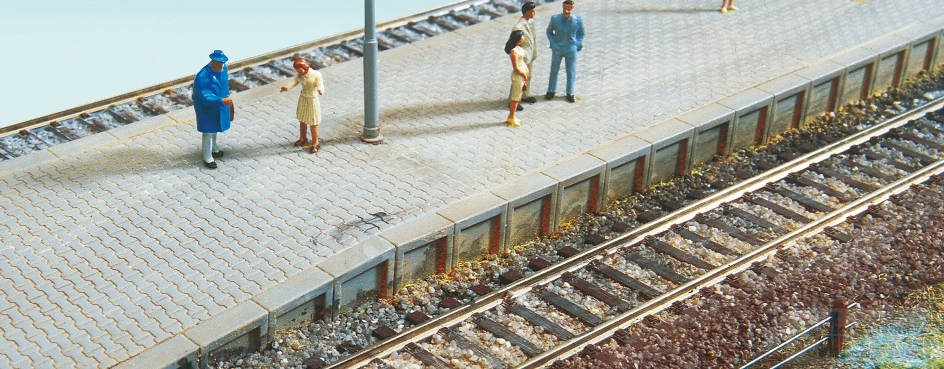 Brawa 2697 - Bahnsteigkanten 10 Stück N 1:160