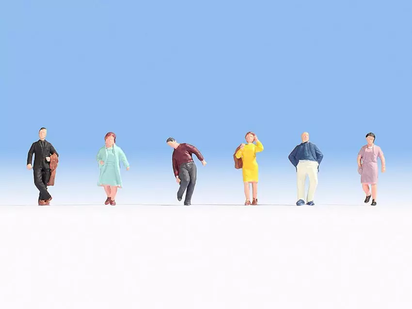 Noch 18117 - Reisende H0 1:87