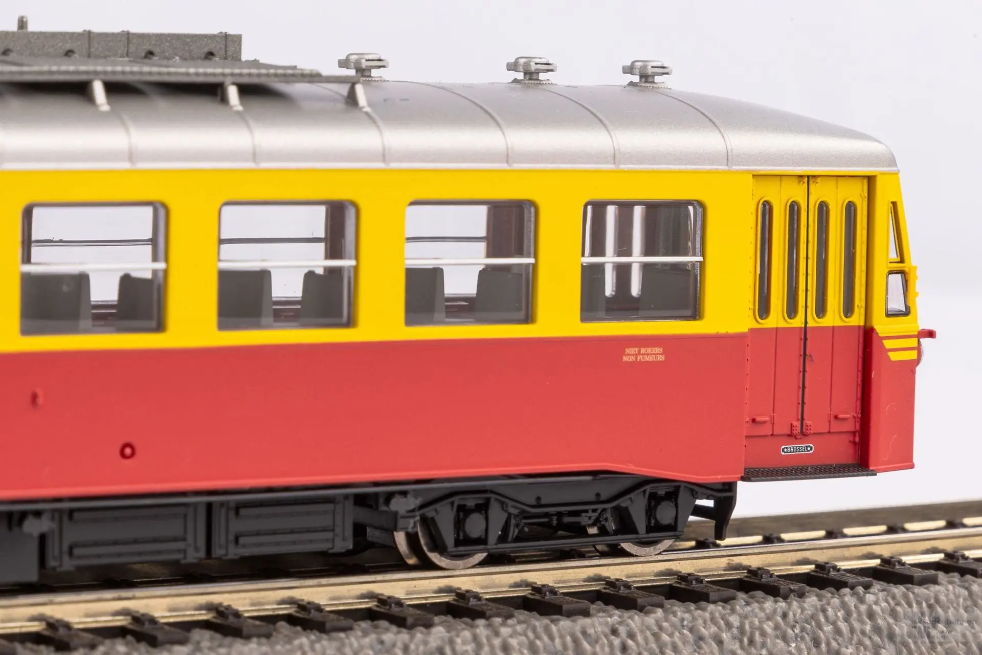 Piko 52798 - Dieseltriebwagen Typ 554 SNCB Ep.III H0/WS Sound