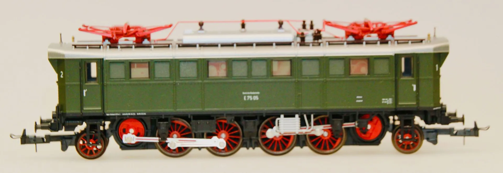 Trix 22731 - Trix - E-Lok E75 05 DB Ep.III grünH0/GL