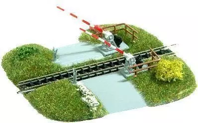 Busch 8023 - Bahnübergang N 1:160