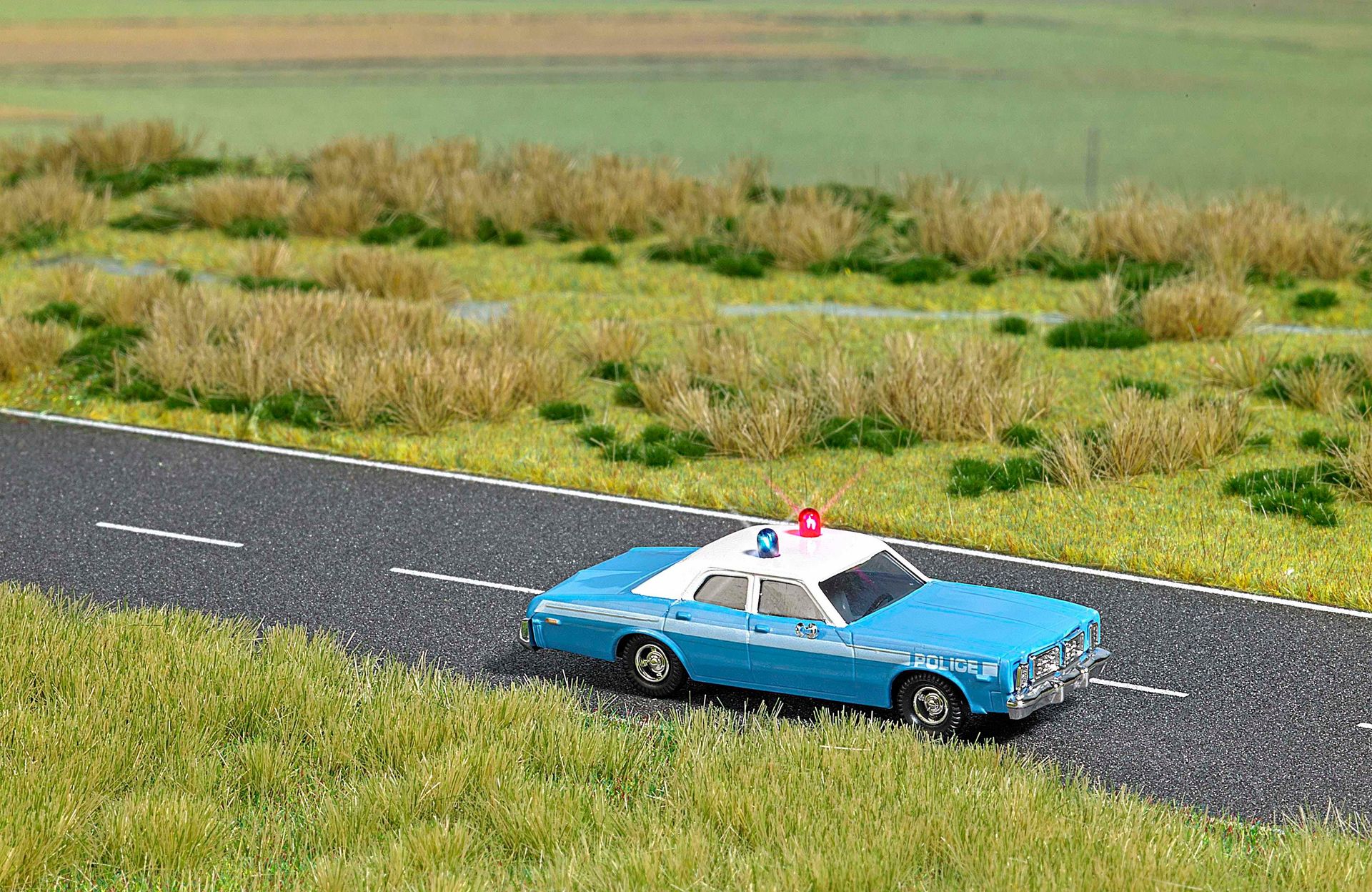 Busch 5629 - Dodge Monaco Police H0 1:87