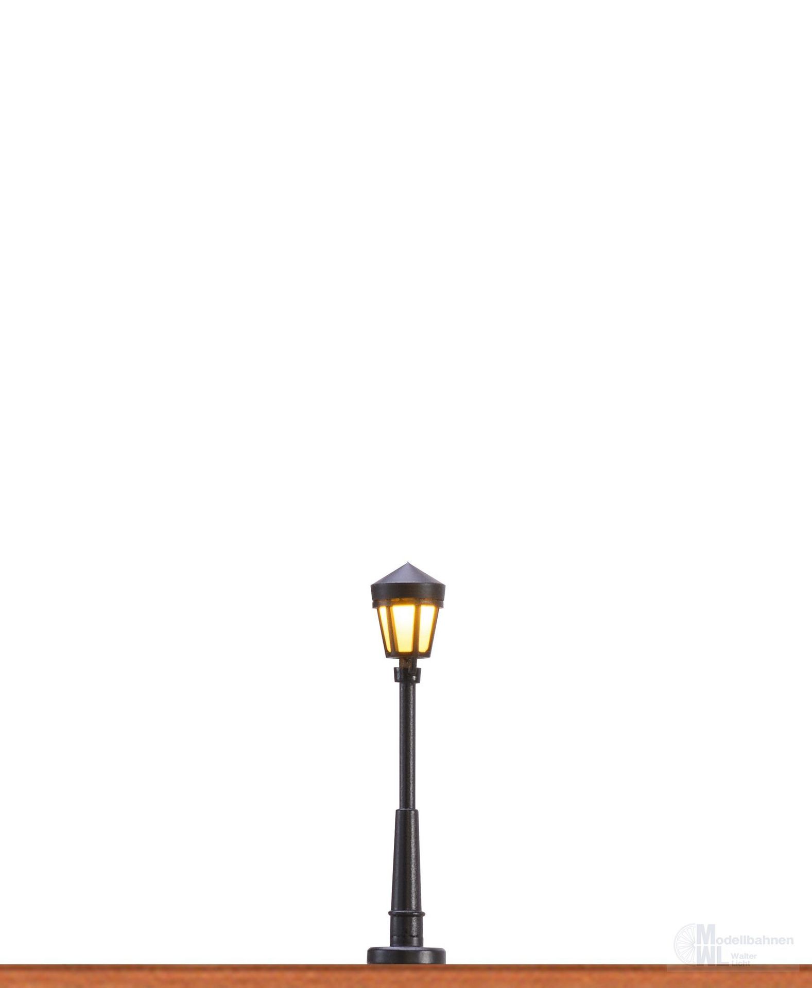 Brawa 83022 - Parklaterneleuchte mit Stecksockel LED N 1:160