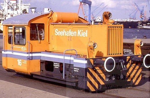 Lenz 40151-06 - Diesellok Köf 2 Seehafen Kiel Ep.V Nr. 16 Spur 0 Lenz 40151-06 - Diesellok Köf 2 Seehafen Kiel Ep.V Nr. 16 Spur 0