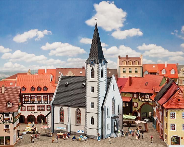 Faller 130490 - Kleinstadtkirche H0 1:87
