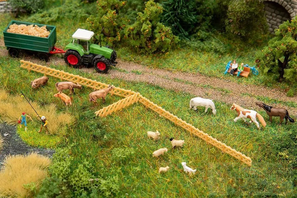 Faller 155911 - Tier-Set Kühe Pferde Schafe N 1:160
