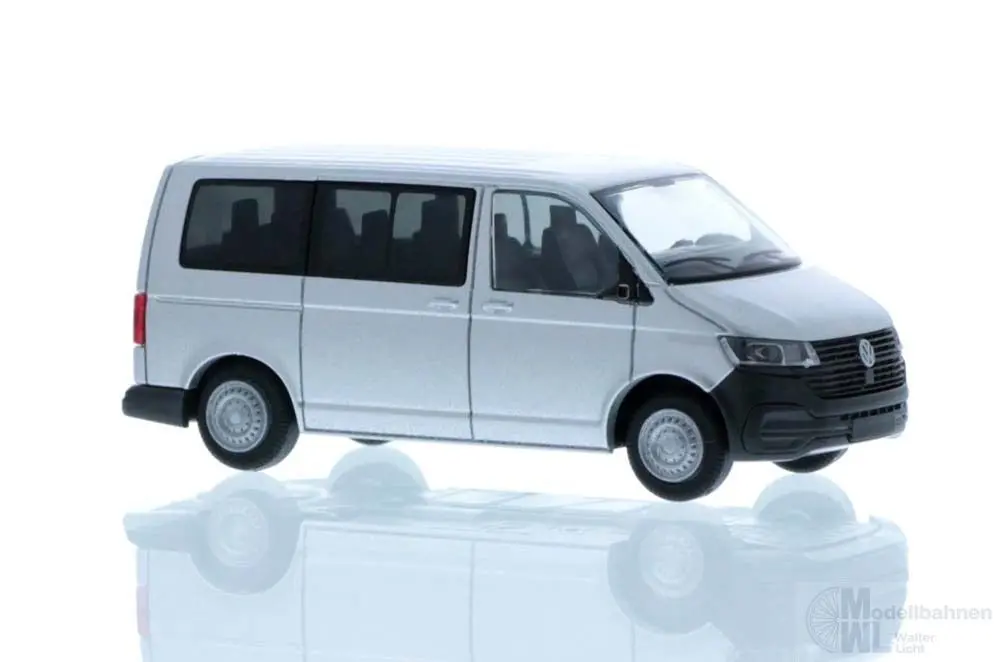 Rietze 11682 - Volkswagen T6.1 Bus KR reflexsilber H0 1:87