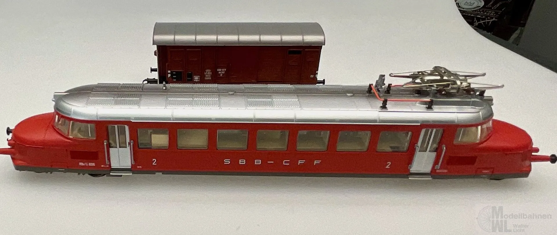 Märklin 37866 - MÄRKLIN - Triebwagen Rbe 2/4 SBB Ep.III Roter Pfeil mit Güterwagen H0/WS Sound