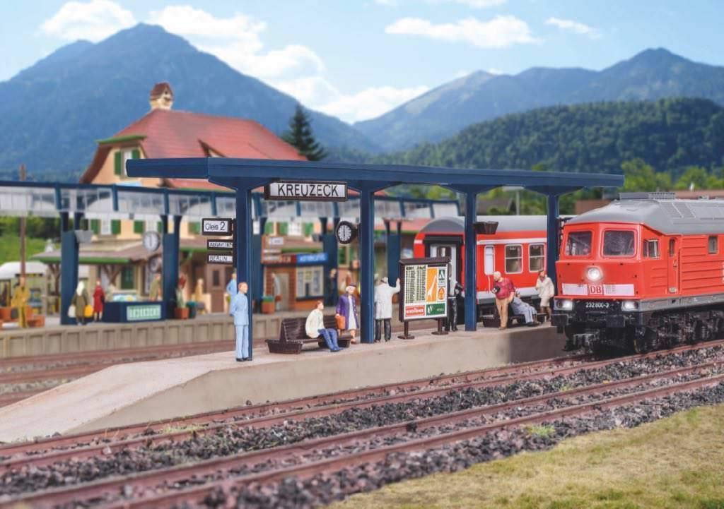 Vollmer 43537 - Bahnsteig 370 mm H0 1:87 Vollmer 43537 - Bahnsteig 370 mm H0 1:87