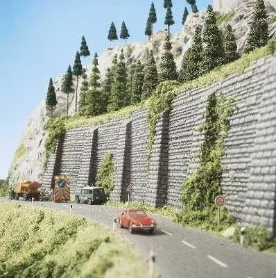 Busch 7031 - Mauer mit Stützpfeiler H0 1:87