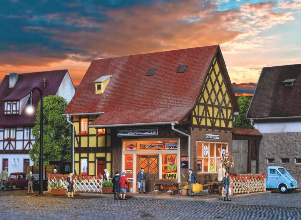 Vollmer 43688 - Tante Emma-Laden mit Inneneinrichtung und LED Beleuchtung H0 1:87
