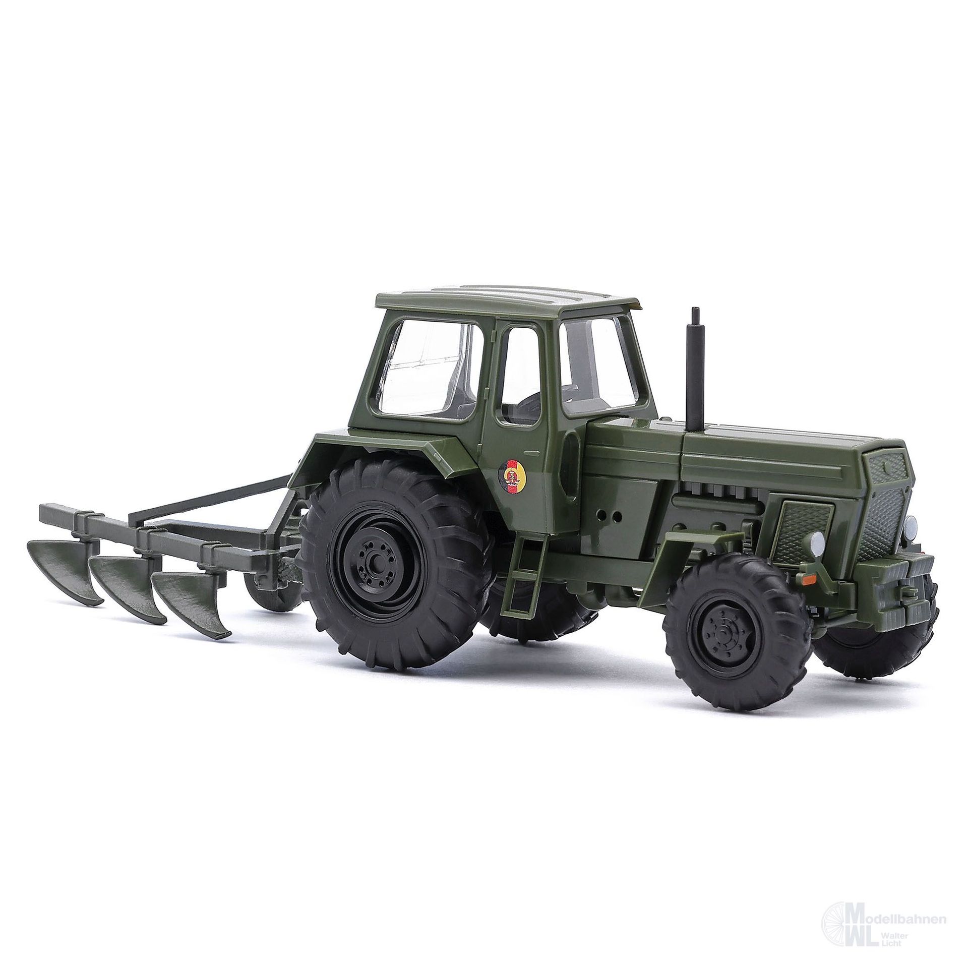 Busch 54207 - Traktor ZT 303D Dreischarpflug BAujahr 1967 H0 1:87