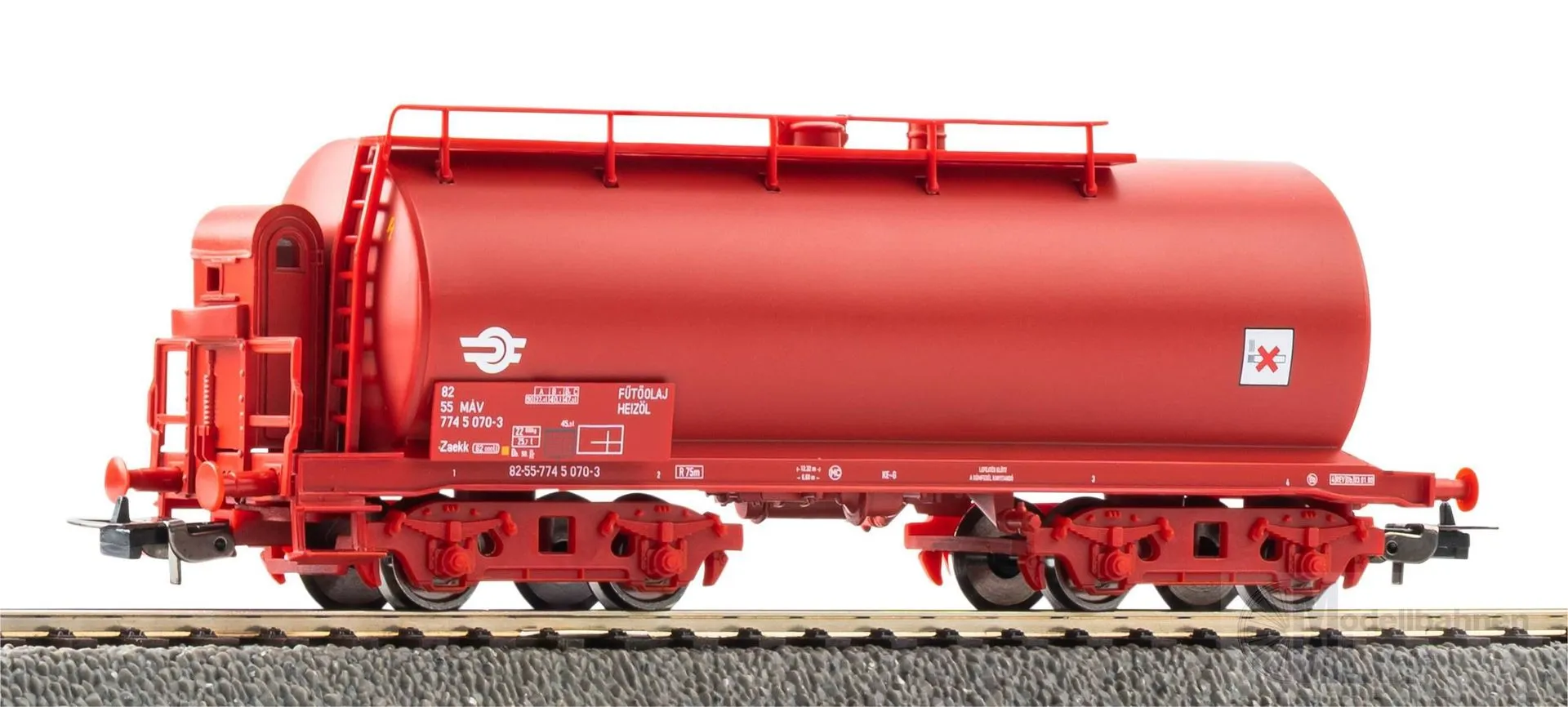 Piko 24563 - Kesselwagen MAV Ep.V mit Bremserhaus H0/GL